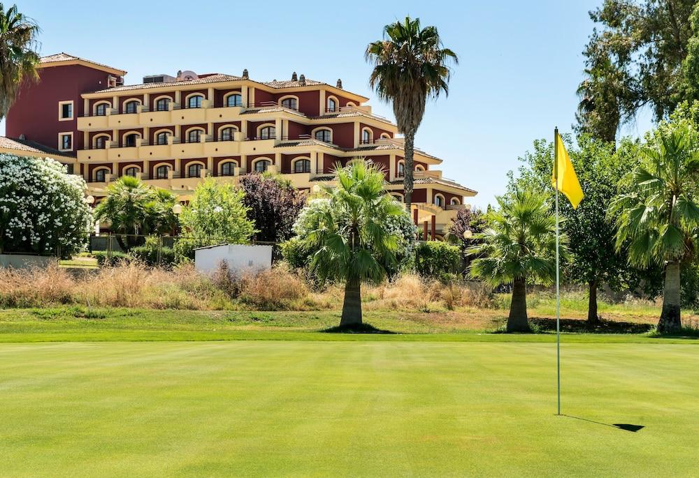 Hotel Ilunion Golf Badajoz Exterior foto