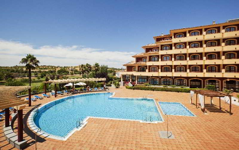 Hotel Ilunion Golf Badajoz Exterior foto