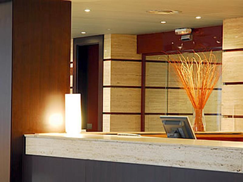 Hotel Ilunion Golf Badajoz Exterior foto