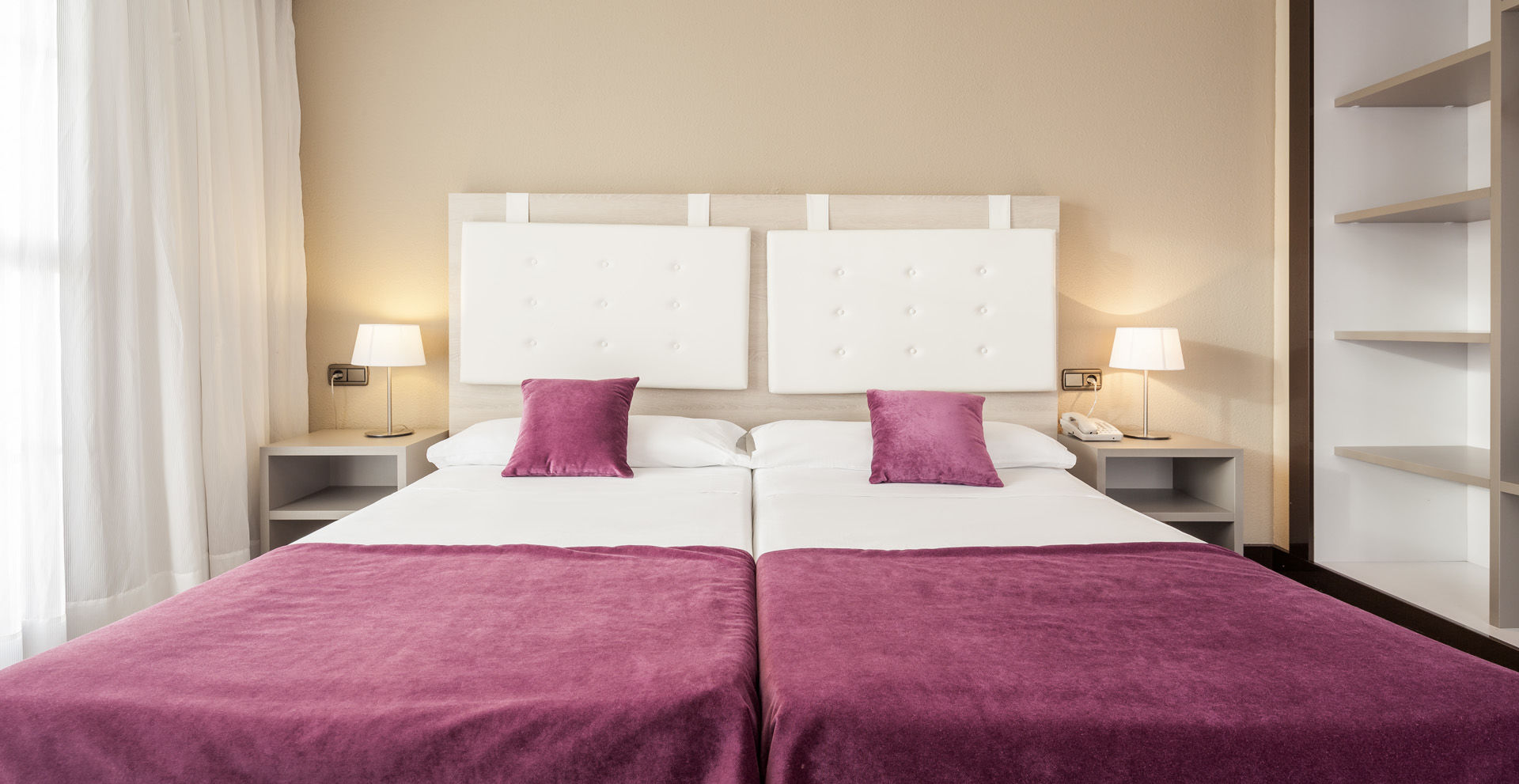 Hotel Ilunion Golf Badajoz Exterior foto
