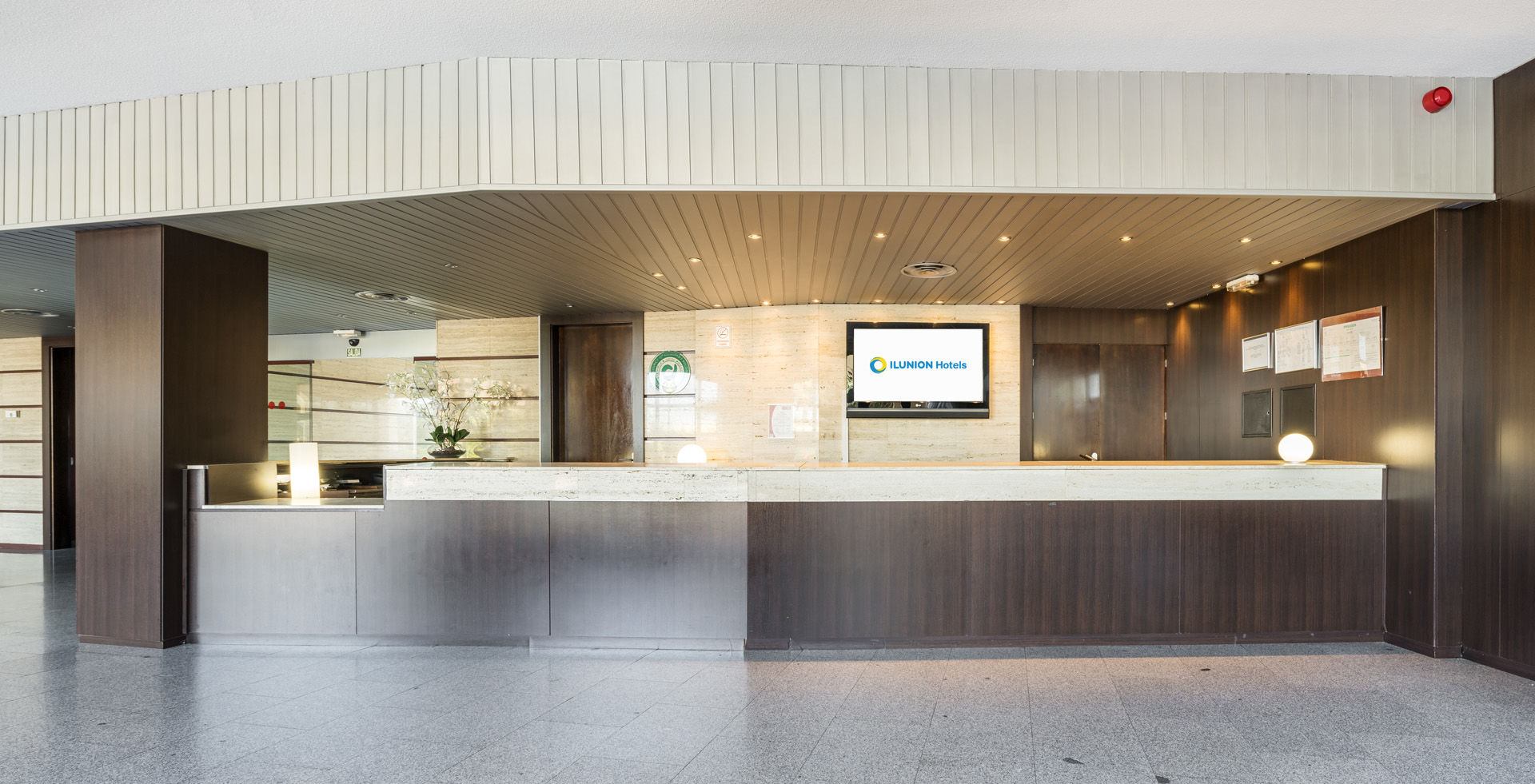 Hotel Ilunion Golf Badajoz Exterior foto