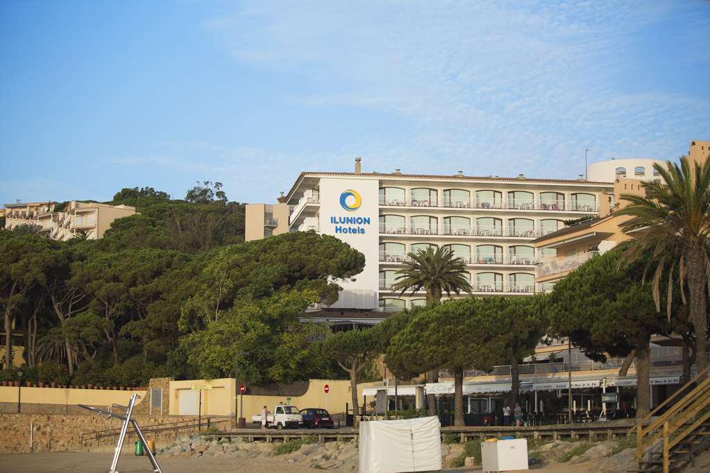 Hotel Ilunion Golf Badajoz Exterior foto